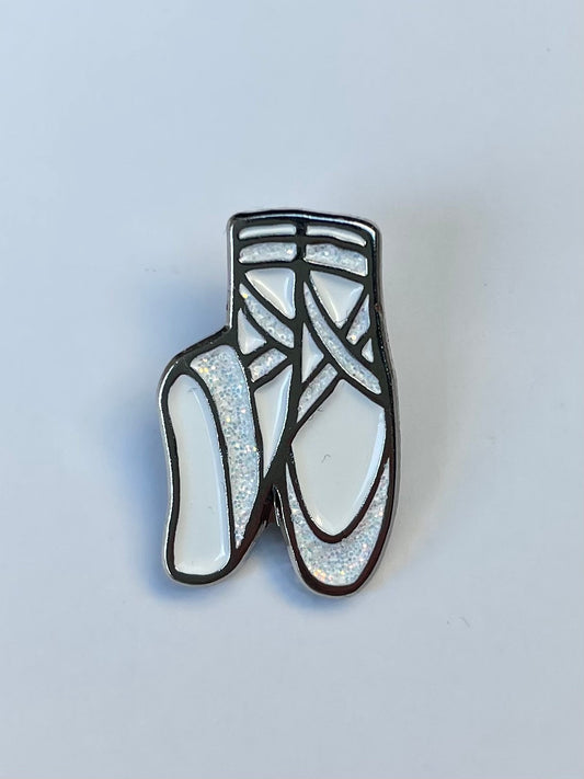 White glitter pointe shoe enamel pin